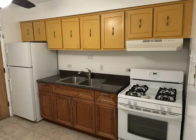 Property at 10404 Michael Todd Ter Unit 1E, Glenview, IL, 60025, 1 bed, 1 bath, [object Object]
