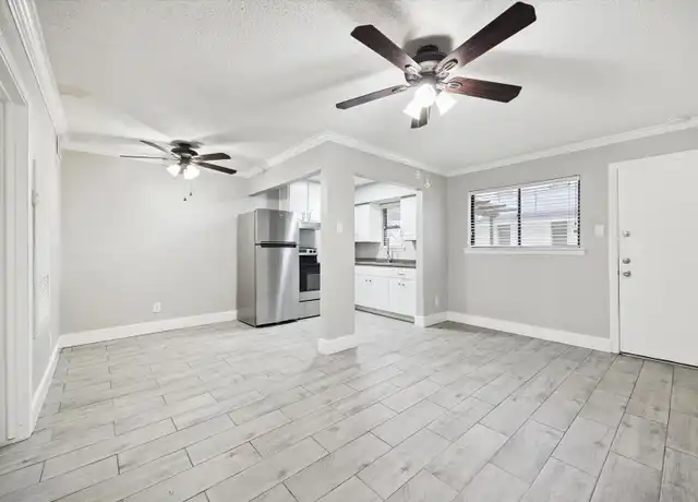 Property at 405 Hawthorne St Unit 2, Houston, TX, 77006, 1 bed, 1 bath, [object Object]
