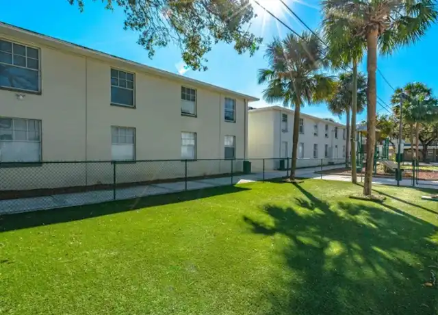 Property at 1545 Spruce Ter Unit 2007-106 (B-1541), Tampa, FL, 33607, 2 beds, 1 bath, [object Object]