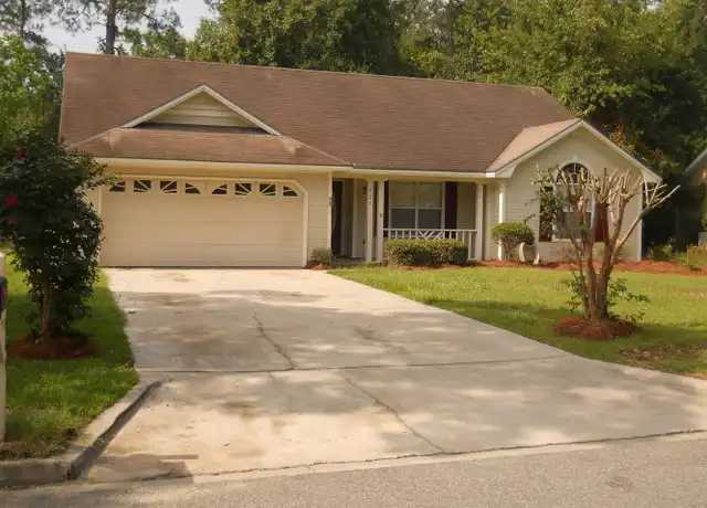 Property at 909 Pine Cone Cir, Valdosta, GA, 31602, 3 beds, 2 baths, [object Object]
