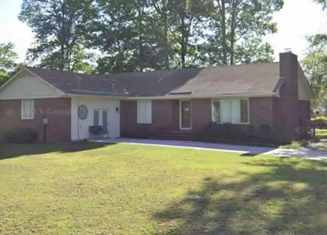 Property at 5208 Flynn Dr, Lumberton, NC, 28360, 3 beds, 2 baths, [object Object]