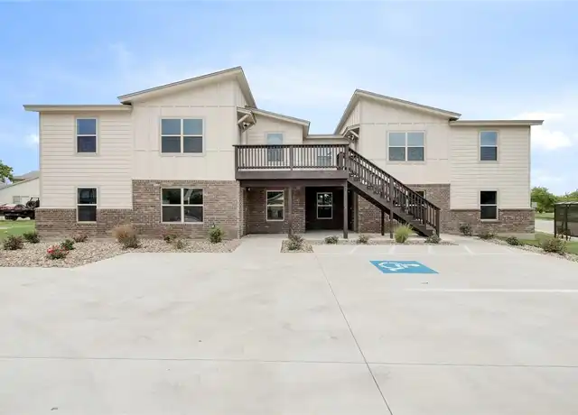 Property at 2200 Creekside Ln Unit D, Georgetown, TX, 78626, 3 beds, 2 baths, [object Object]