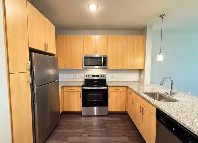 Property at 609 Waverly St Unit A1 255, Houston, TX, 77007, 1 bed, 1 bath, [object Object]