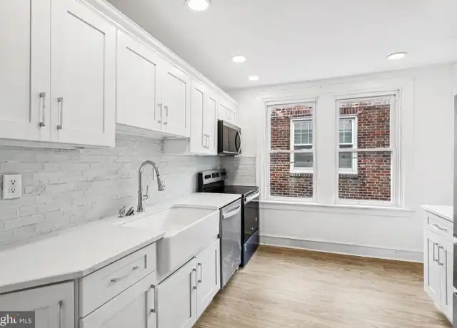 Property at 1827 W Cheltenham Ave, Elkins Park, PA, 19027, 1 bed, 1 bath, [object Object]