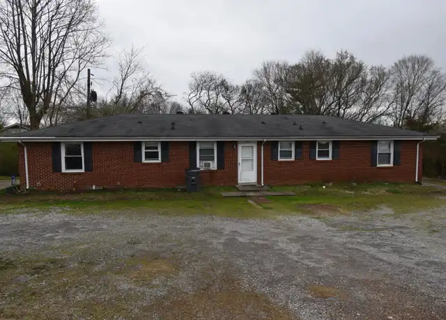 Property at 474 Circle Dr, Clarksville, TN, 37043, 1 bed, 1 bath, [object Object]
