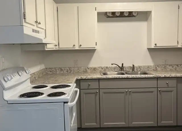 Property at 443 M St Unit 1, Edwardsville, IL, 62025, 2 beds, 1 bath, [object Object]