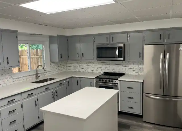 Property at 411 Limestone St, Catasauqua, PA, 18032, 3 beds, 1.5 baths, [object Object]
