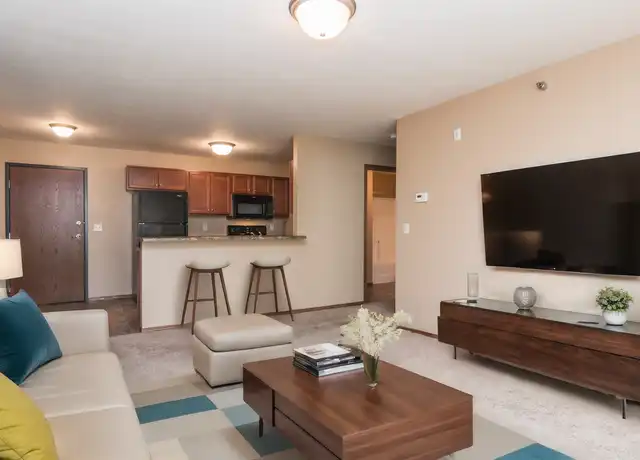 Property at Willow Creek Townhomes and Apartments - 912 S Willow Creek Pl, Sioux Falls, SD, 57106, 1-2 bed, 1-2 bath, [object Object]