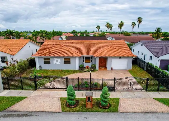 Property at 1625 SW 139th Ave, Miami, FL, 33184, 4 beds, 3 baths, [object Object]