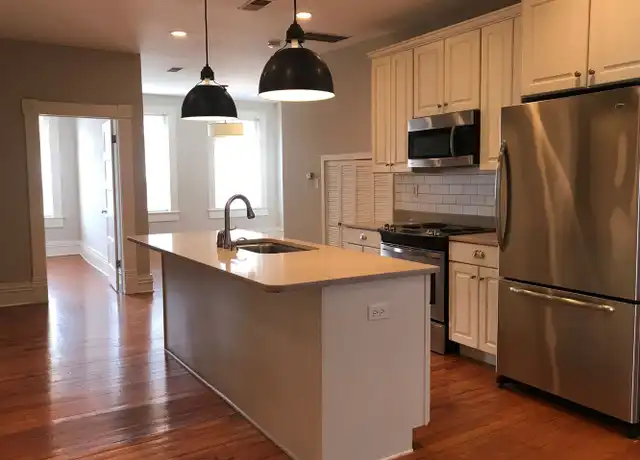 Property at 692 N High St Unit 303, Columbus, OH, 43215, 1 bed, 1 bath, [object Object]