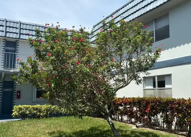 Property at 384 Tuscany Ln, Delray Beach, FL, 33446, 2 beds, 2 baths, [object Object]