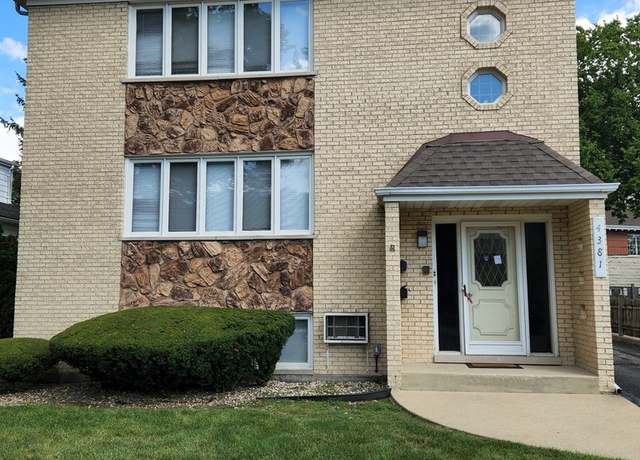 Photo of 4381 Woodland Ave #1, Western Springs, IL 60558