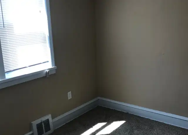 Property at 1262 S Merrimac Rd, Camden, NJ, 08104, 2 beds, 1 bath, [object Object]
