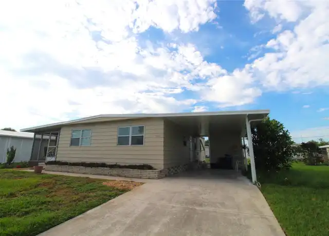 Property at 5492 Stonehaven Ln, Sarasota, FL, 34233, 2 beds, 2 baths, [object Object]