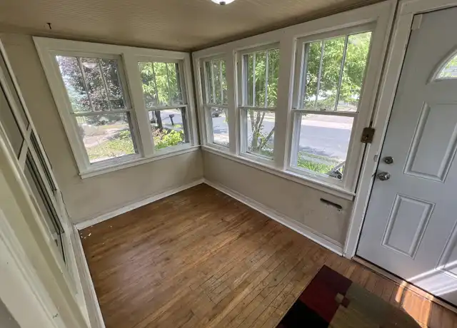 Property at 968 42nd Ave NE, Minneapolis, MN, 55421, 2 beds, 1 bath, [object Object]