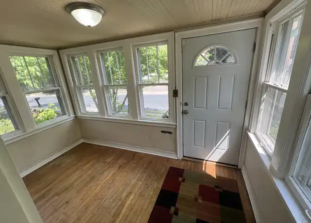 Property at 968 42nd Ave NE, Minneapolis, MN, 55421, 2 beds, 1 bath, [object Object]