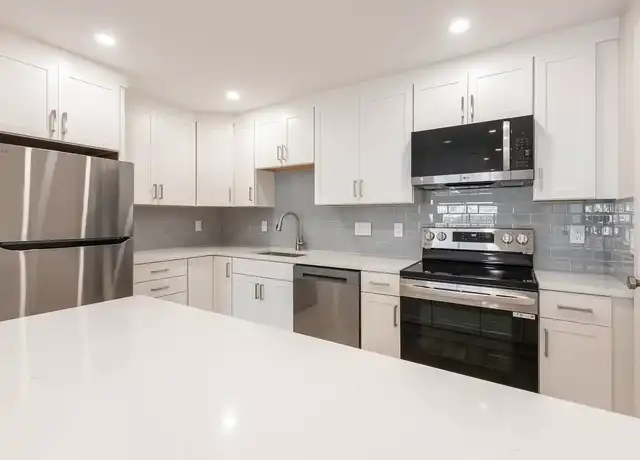 Property at Nahatan Terrace Realty, LLC. - 1 Centennial Dr, Norwood, MA, 02062, 1-2 bed, 1-2 bath, [object Object]