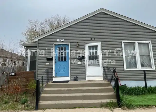 Property at 1217 Oxford St, Hopkins, MN, 55343, 3 beds, 1 bath, [object Object]