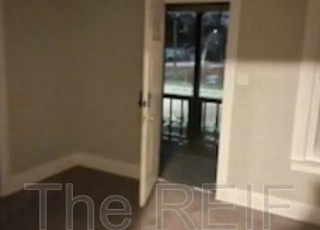 Property at 3012 N John Daly Rd, Dearborn Heights, MI, 48127, 4 beds, 1 bath, [object Object]