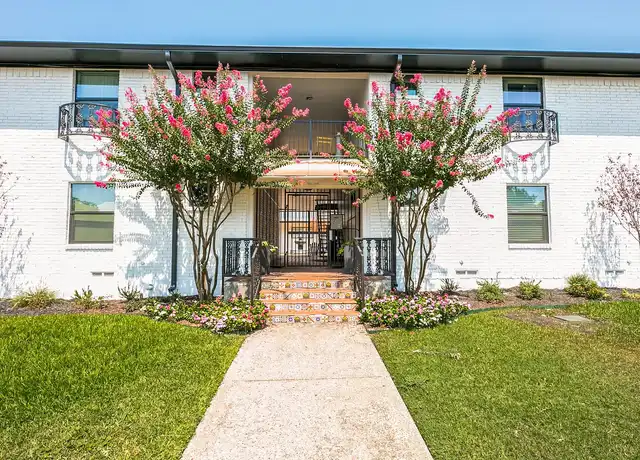 Property at Tesero Bonita - 5221 Bonita Ave, Dallas, TX, 75206, 1 bed, 1 bath, [object Object]