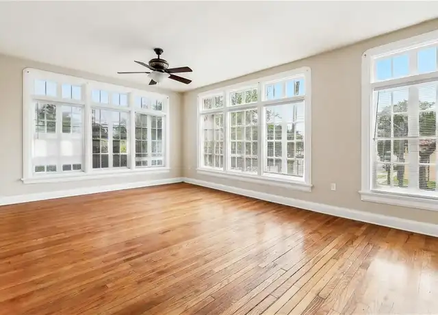 Property at 5803 Fontainebleau Dr, New Orleans, LA, 70125, 3 beds, 2 baths, [object Object]