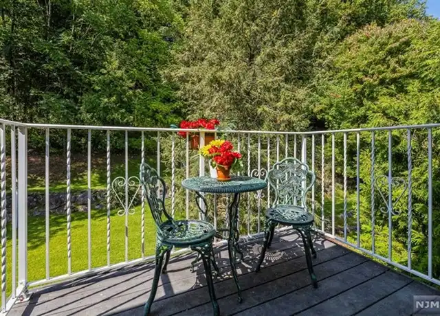 Property at 52 Mountain Park Rd Unit 2, Clifton, NJ, 07013, 3 beds, 1 bath, [object Object]