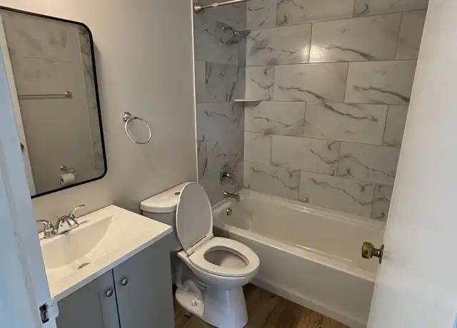 Property at 714 W 39th St Unit 102, Wilmington, DE, 19802, 2 beds, 1 bath, [object Object]