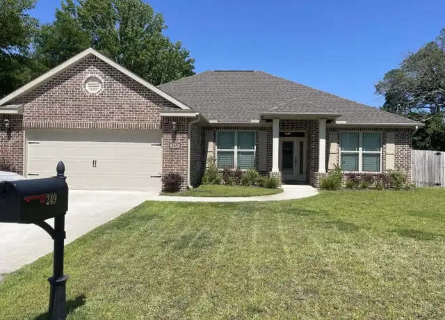 Property at 249 Paschel Ave, Mary Esther, FL, 32569, 4 beds, 2 baths, [object Object]