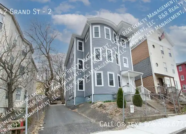 Property at 42 Grand St Unit 2, Worcester, MA, 01610, 3 beds, 1 bath, [object Object]