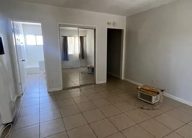 Property at 5936 Orange Ave, Long Beach, CA, 90805, 0 beds, 1 bath, [object Object]