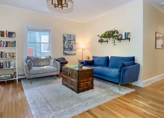 Property at 162 Raymond St, Cambridge, MA, 02140, 2 beds, 1 bath, [object Object]