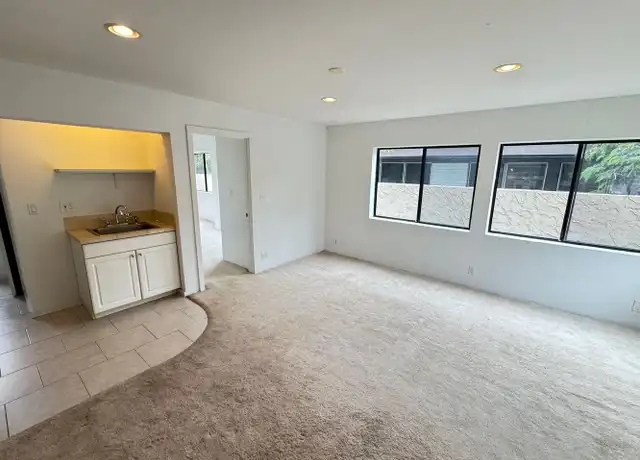 Property at 3 Kaalalo Pl Unit Back House, Wahiawa, HI, 96786, 1 bed, 1 bath, [object Object]