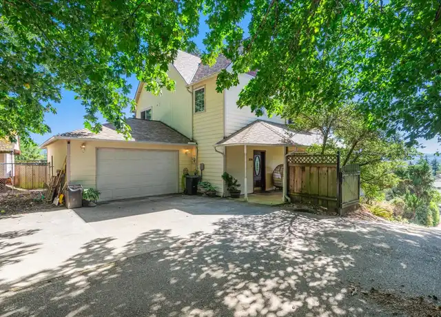 Property at 270 N 5th St, Kalama, WA, 98625, 3 beds, 2.5 baths, [object Object]
