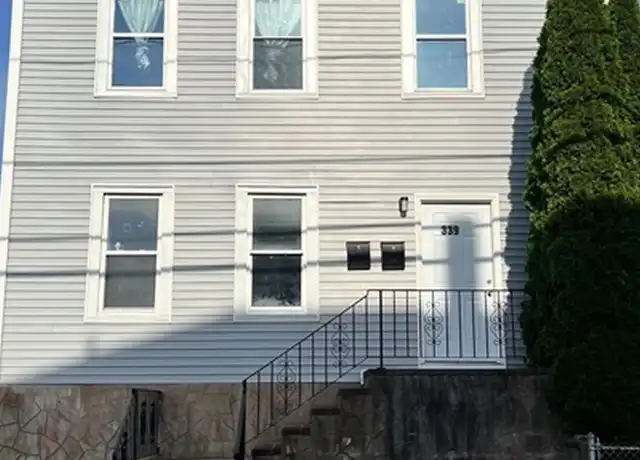 Property at 339 N Front St Unit 1, New Bedford, MA, 02746, 2 beds, 1 bath, [object Object]