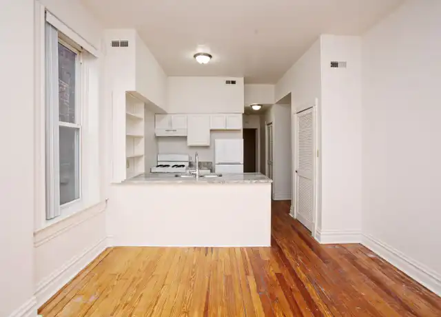 Property at 3200 Shenandoah Ave Unit 02 C, St. Louis, MO, 63104, 1 bed, 1 bath, [object Object]