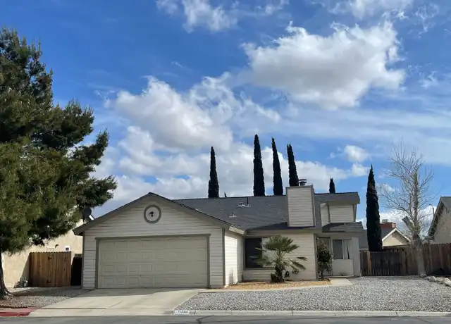 Property at 14299 Pinewood Dr, Hesperia, CA, 92344, 3 beds, 2 baths, [object Object]