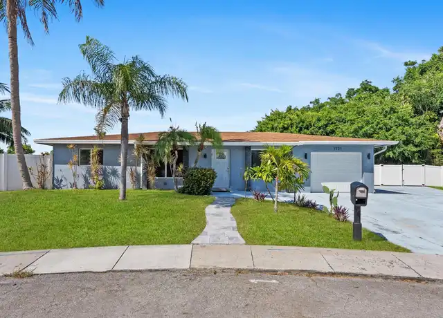 Property at 1721 SW 10th St, Boca Raton, FL, 33486, 4 beds, 2 baths, [object Object]