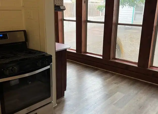 Property at 1304 James St, Sweetwater, TX, 79556, 3 beds, 1 bath, [object Object]