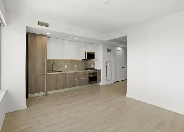 Property at 1140 N Wells St, Chicago, IL, 60610, 0 beds, 1 bath, [object Object]