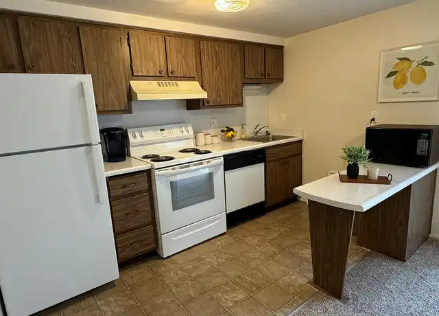 Property at Walnut Ridge Townhomes - 211 Colony Dr, Irwin, PA, 15642, 2 beds, 1 bath, [object Object]