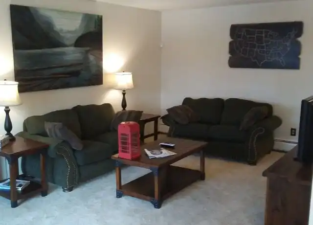 Property at 101 E Lotta St Unit 2, Sioux Falls, SD, 57105, 2 beds, 1 bath, [object Object]
