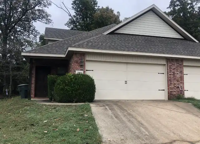 Property at 1962 E Peppervine Dr Unit 1962, Fayetteville, AR, 72701, 3 beds, 2 baths, [object Object]