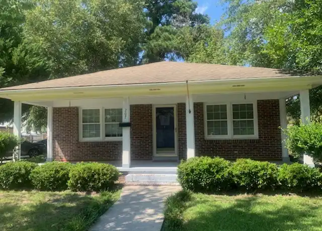 Property at 207 E 12th St, Lumberton, NC, 28358, 2 beds, 1 bath, [object Object]