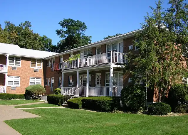 Property at Lindsley Arms Apartments - 400 Lindsley Dr, Morristown, NJ, 07960, 1-3 bed, 1-2 bath, [object Object]