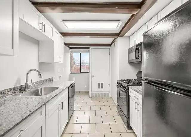 Property at East Townhomes & Apartments - 869 E Dublin Granville Rd, Columbus, OH, 43229, 1 bed, 1 bath, [object Object]