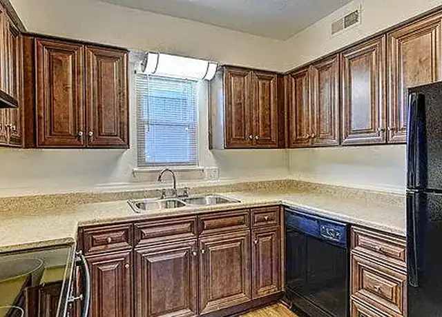 Property at Emerald Bay - 5029 Cherrycrest Ln, Charlotte, NC, 28217, 1-3 bed, 1-2 bath, [object Object]