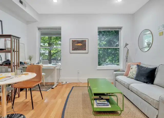 Property at 2852 Connecticut Ave NW Unit 2, Washington, DC, 20008, 1 bed, 1 bath, [object Object]