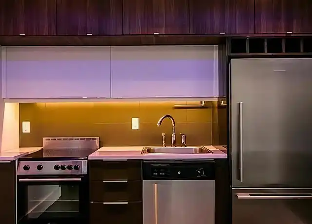 Property at 146 Meserole St Unit 4E, Brooklyn, NY, 11206, 2 beds, 1 bath, [object Object]