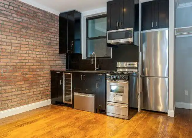 Property at 420 E 9th St Unit 3, New York, NY, 10009, 2 beds, 1 bath, [object Object]