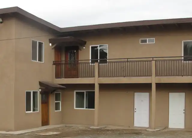 Property at 33 W School Ave Unit 37 School, Porterville, CA, 93257, 2 beds, 1 bath, [object Object]